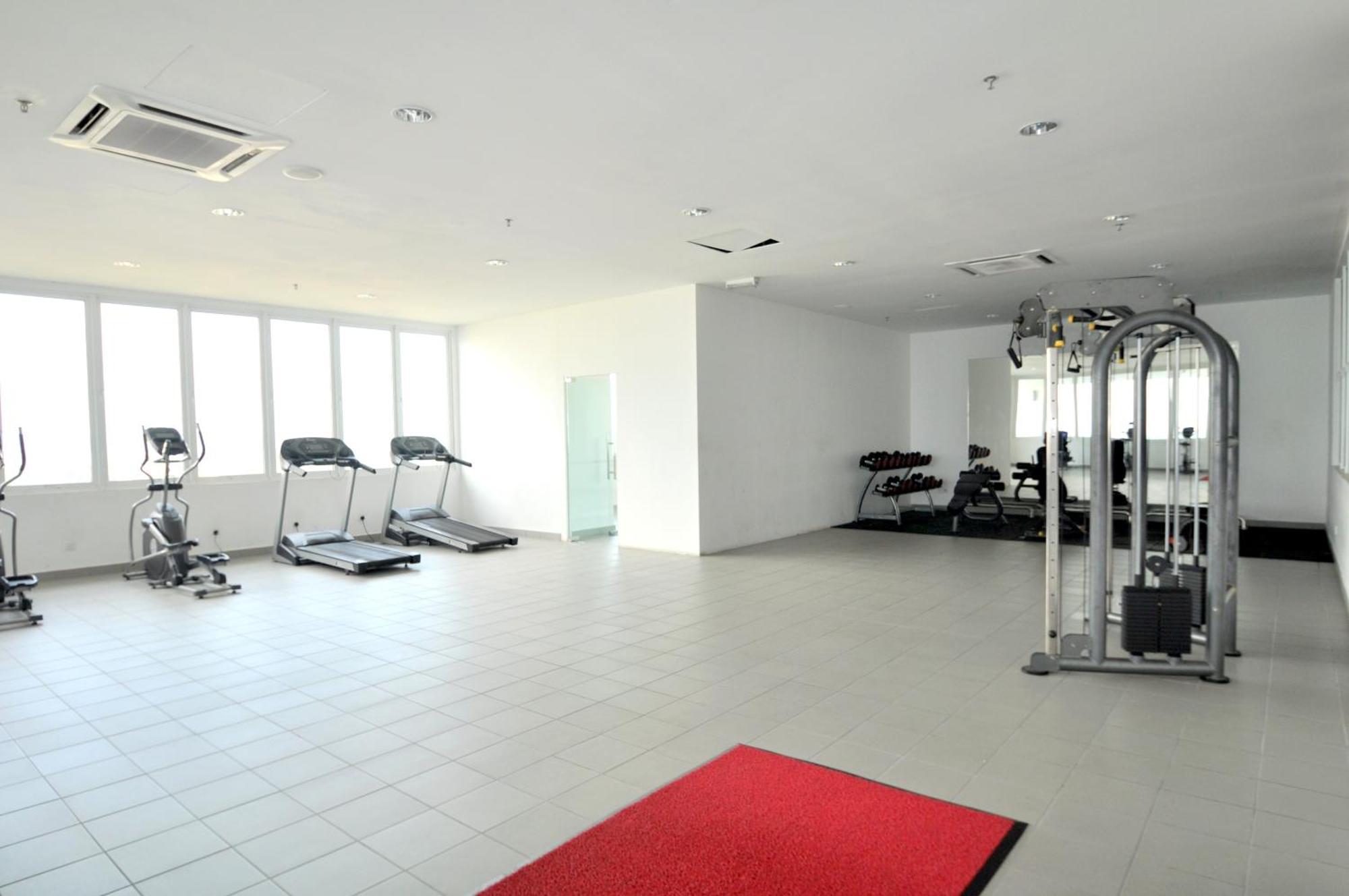 Azfa Duplex Suite At De Centrum Putrajaya Bangi Free Wifi Kajang Luaran gambar