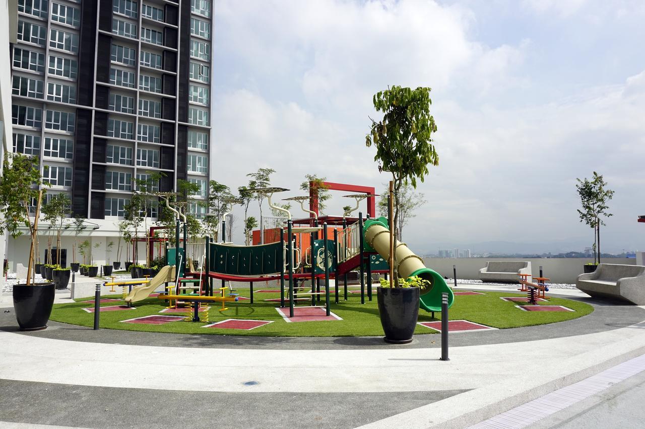 Azfa Duplex Suite At De Centrum Putrajaya Bangi Free Wifi Kajang Luaran gambar